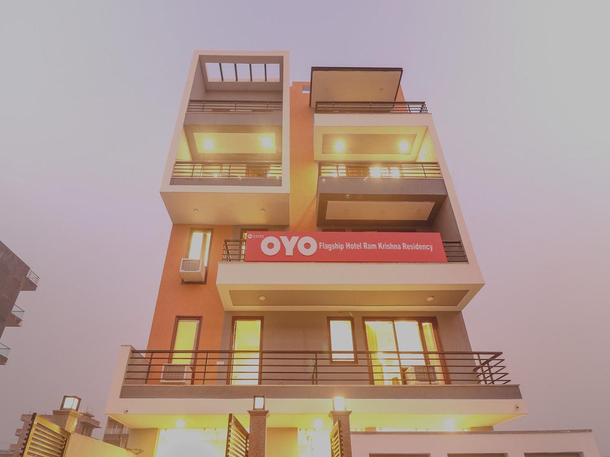 Super Hotel O Comfort Residency Near Artemis Hospital Gurgaon Bagian luar foto